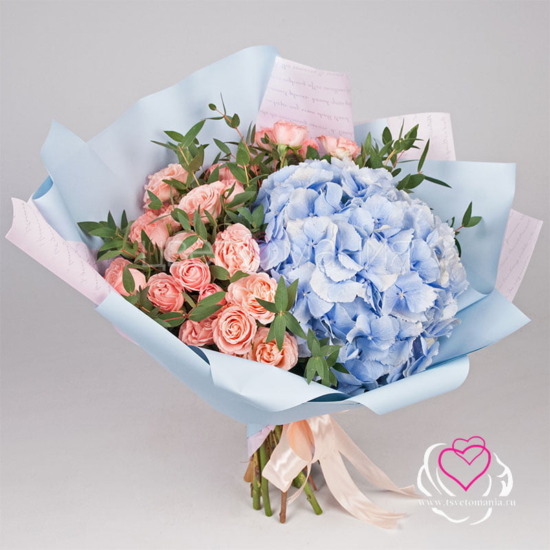 Букет с гортензией «Лили»