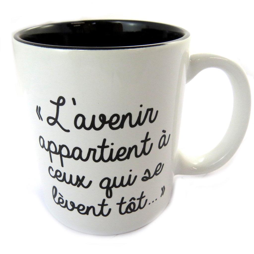 Сокровища Лили [N6158] - Керамическая кружка «Цитаты» (Будущее принадлежит . . . ) чёрный